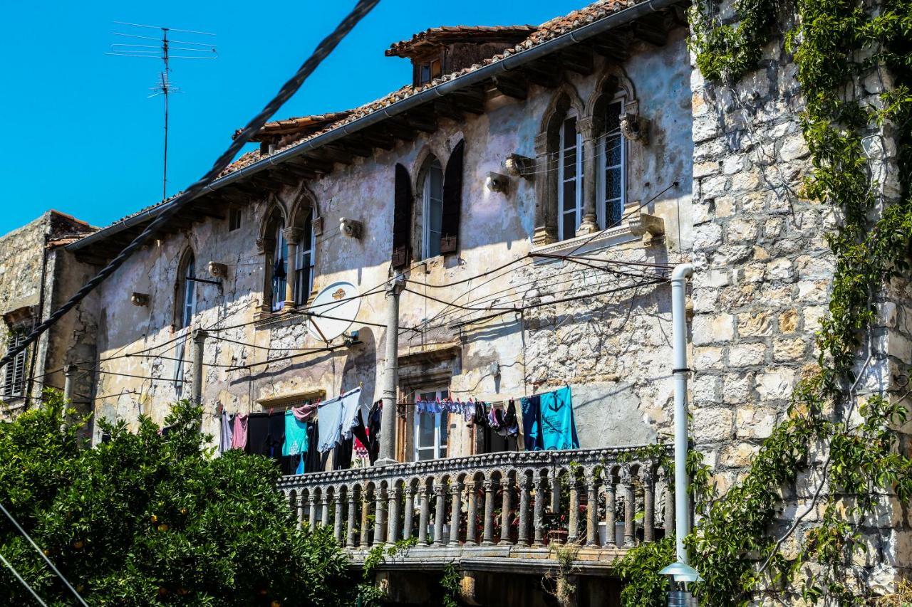Hvar Piazza Apartment Hvar Town Exterior photo